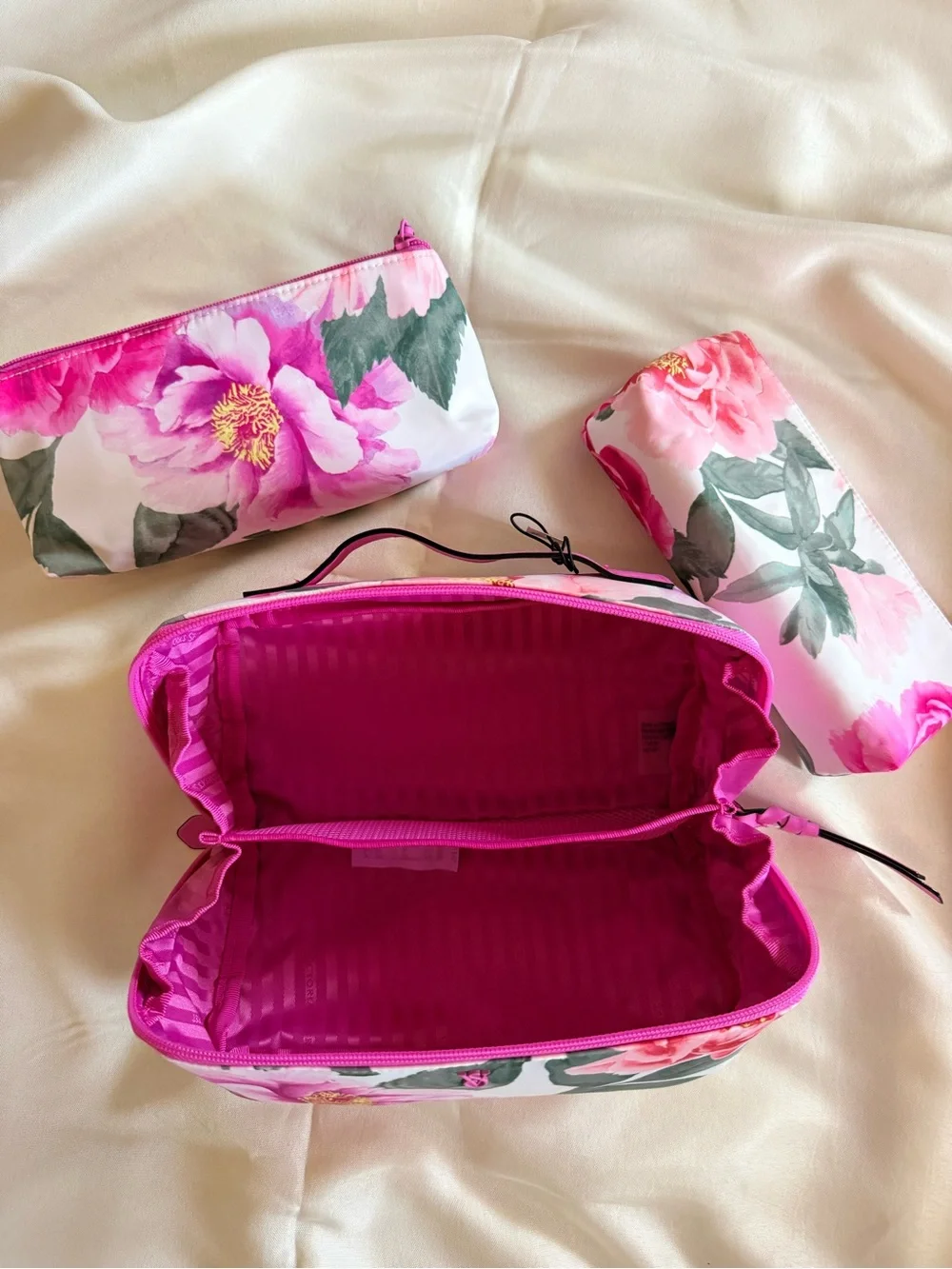 Victoria's Secret Pink Floral Cosmetic Train Case